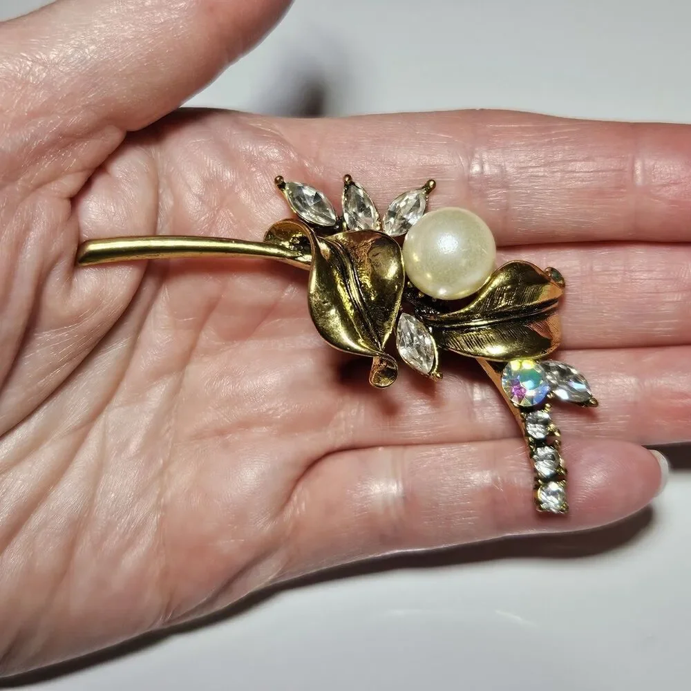 *Sale* Vintage Jewelry AB Crystal Rhinestone Pearl Brooch Pin Gold Tone